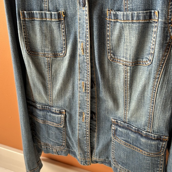 Jean jacket - Picture 2 of 5